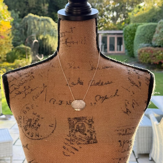 The Echo Oval Pendant